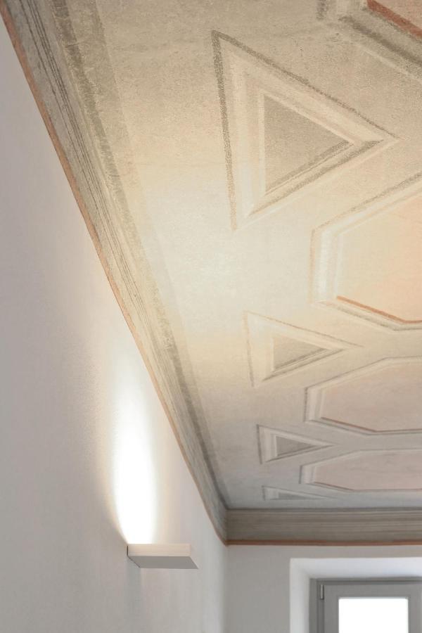 شقة Palazzo Riccamboni ريفا ديل غاردا المظهر الخارجي الصورة